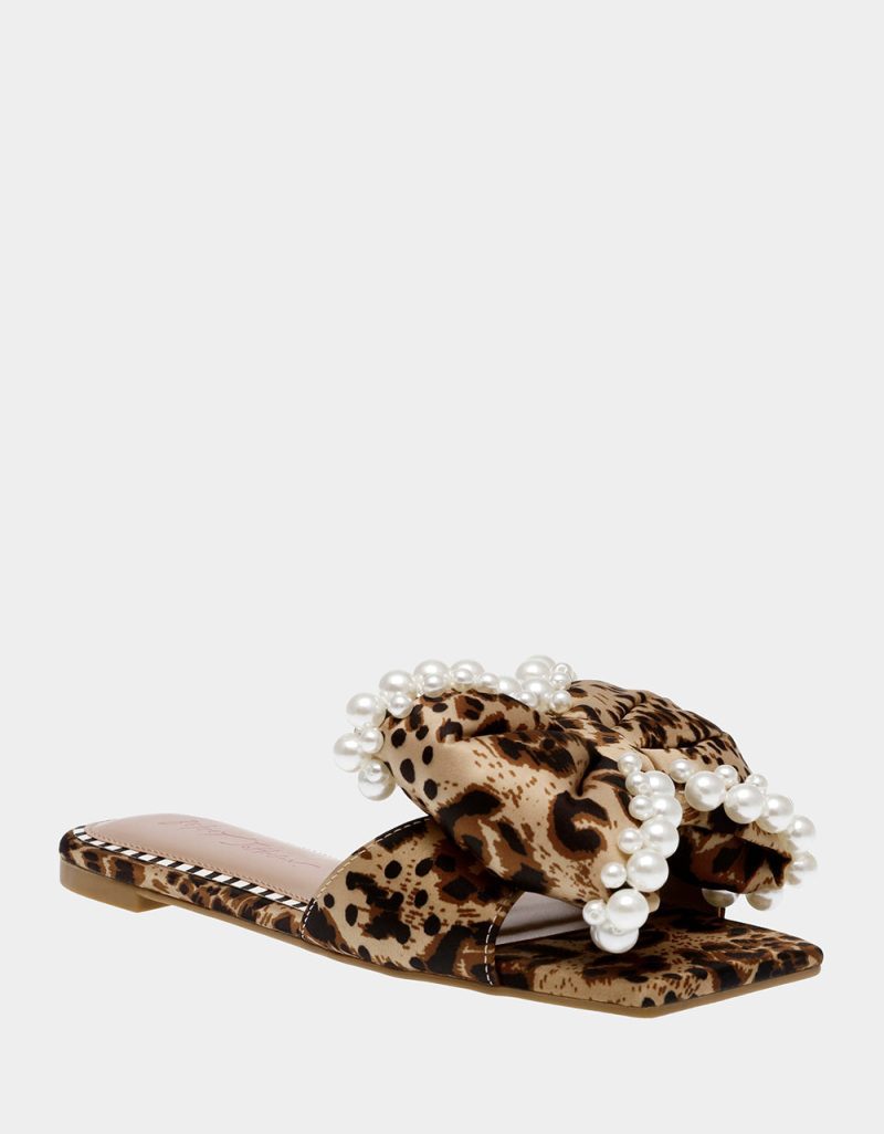 BETSEY JOHNSON SHOES LIAH LEOPARD