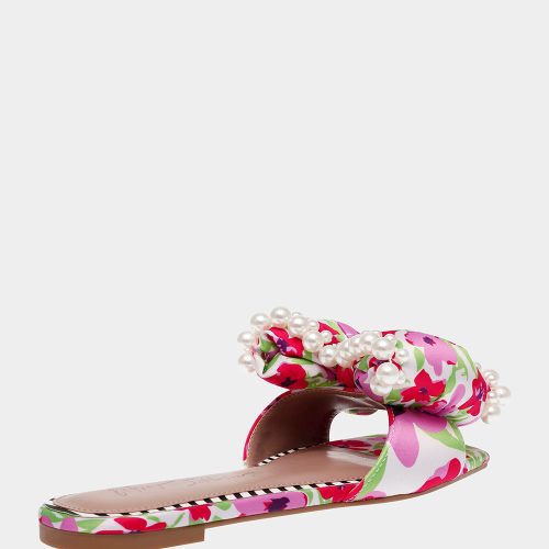 BETSEY JOHNSON SHOES LIAH WHITE FLOWER ALT1