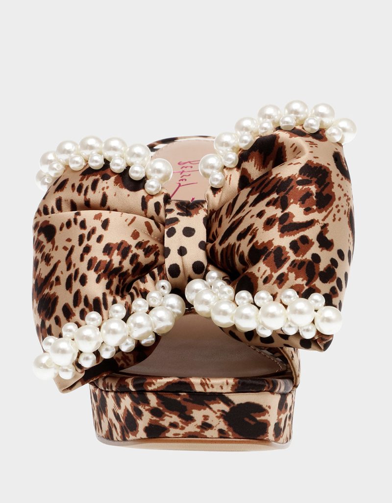 BETSEY JOHNSON SHOES MACCIE LEOPARD FRONT