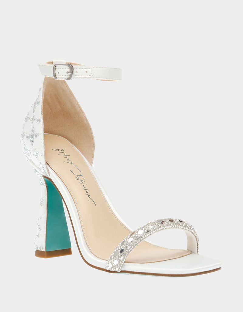 BETSEY JOHNSON SHOES SB DEAN IVORY