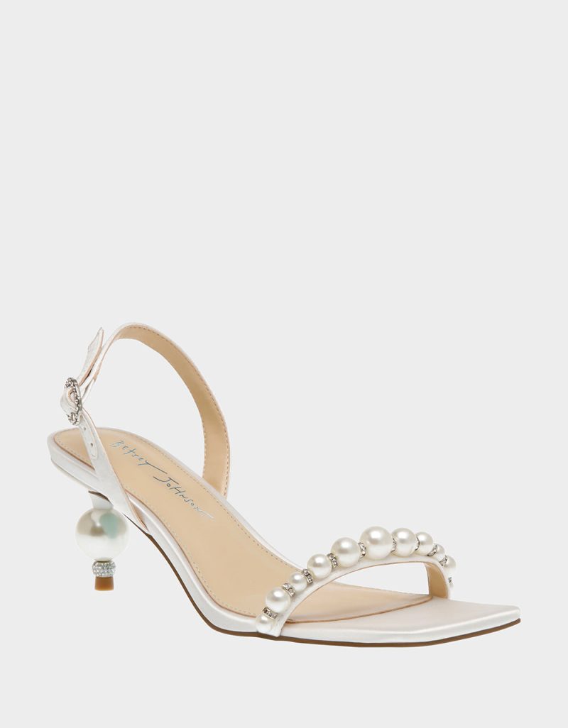 BETSEY JOHNSON SHOES SB DELTA IVORY