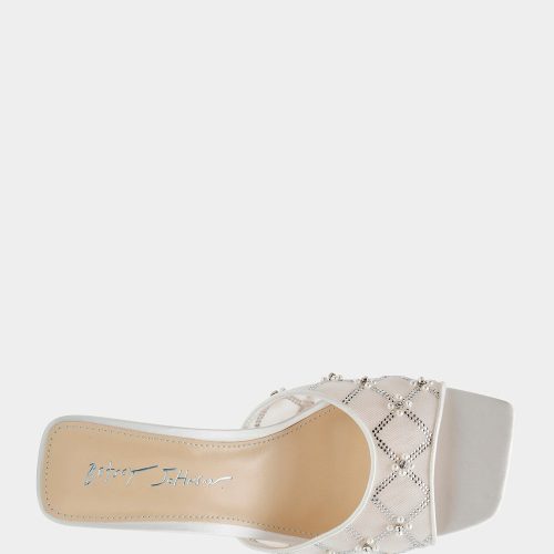 BETSEY JOHNSON SHOES SB EMM IVORY TOP