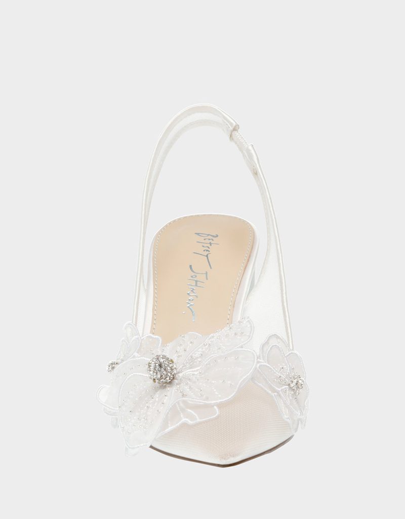 BETSEY JOHNSON SHOES SB PETRA IVORY FRONT