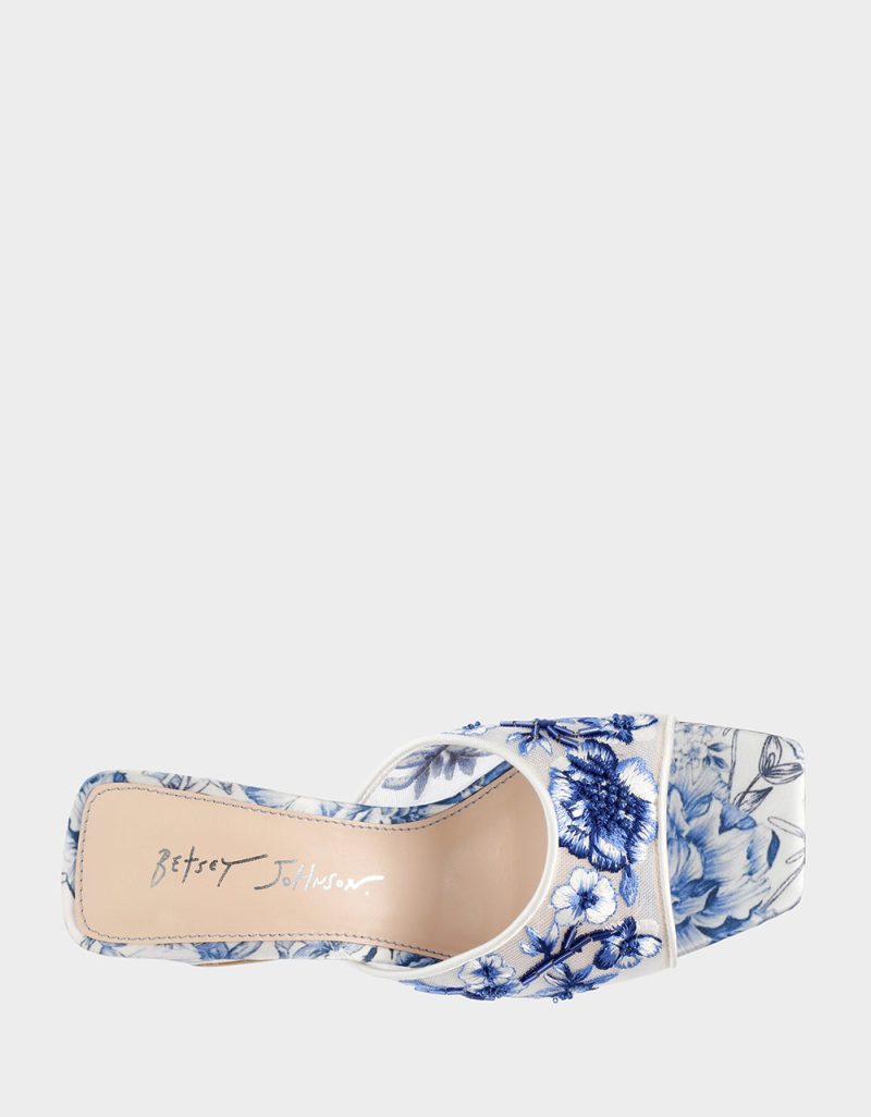 BETSEY JOHNSON SHOES SB ROO BLUEFLORAL TOP