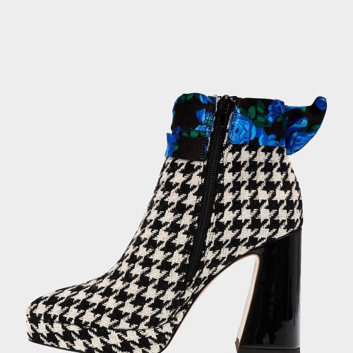 BETSEYJOHNSON BOOTIES IDRIS BLACK WHITE INSIDE