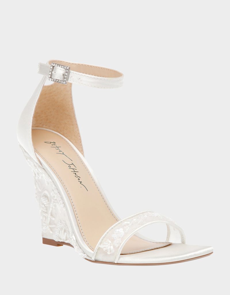 BETSEYJOHNSON SANDALS 22185 3 IVORY