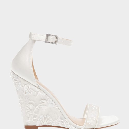 IVAN IVORY - SHOES - Betsey Johnson