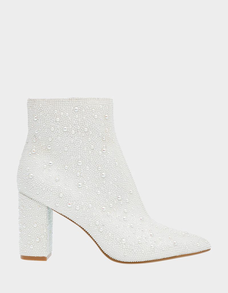 CADY IVORY - SHOES - Betsey Johnson