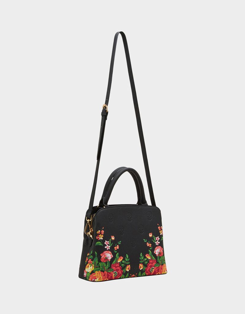 BETSEYJOHNSON HANDBAGS BJ35915F FLORAL LIFESTYLE1